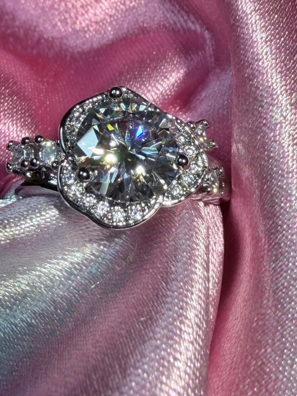 New Unique Round Moissanite Ring w Flower Shaped Halo w Stone Accents on Band